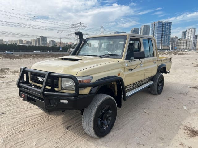 2021 TOYOTA Land Cruiser