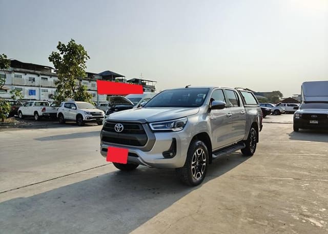 2021 TOYOTA Hilux