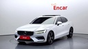 2020 VOLVO S60