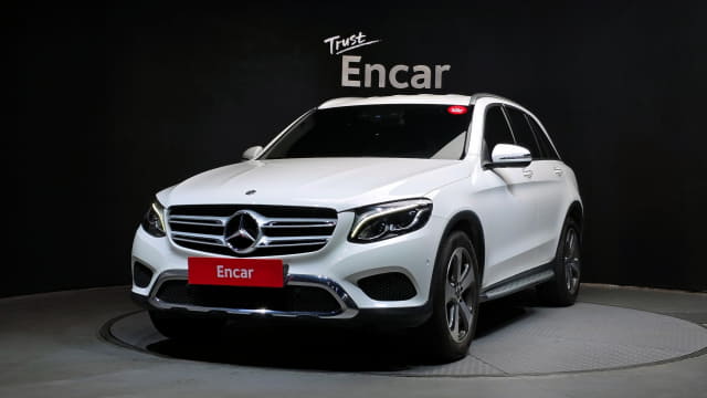 2019 MERCEDES-BENZ GLC-Class