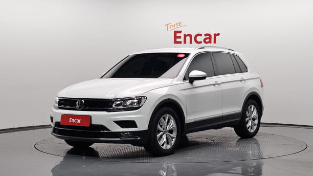 2020 VOLKSWAGEN Tiguan