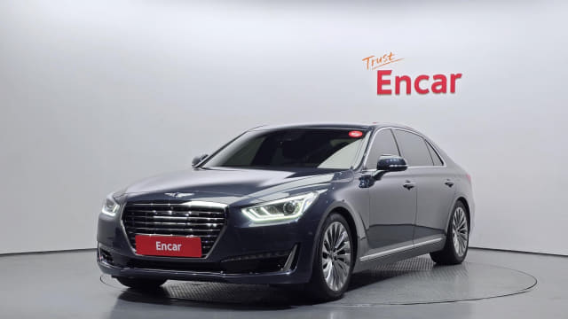 2017 Genesis EQ900