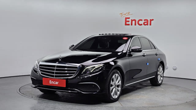 2019 MERCEDES-BENZ E-Class