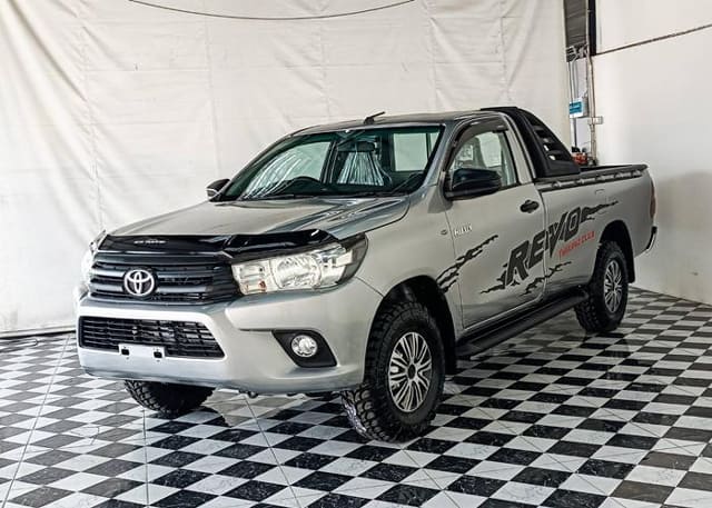 2018 TOYOTA Hilux