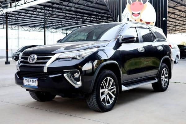 2018 TOYOTA Fortuner