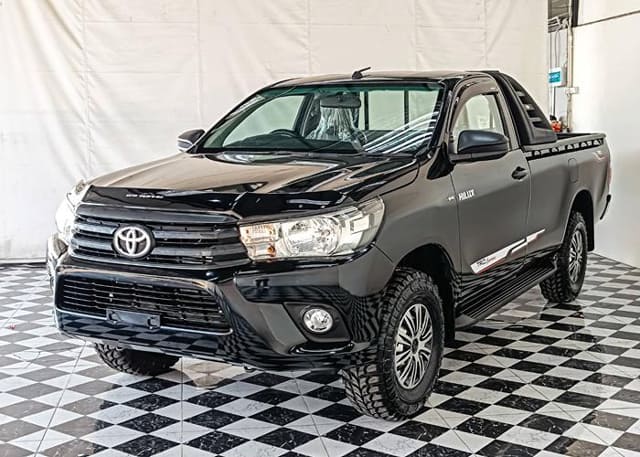 2018 TOYOTA Hilux