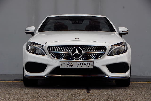 2018 MERCEDES-BENZ C-Class
