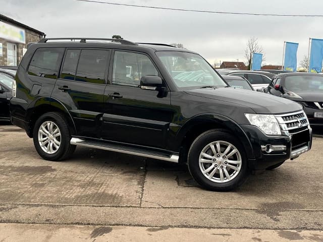 2016 MITSUBISHI Shogun