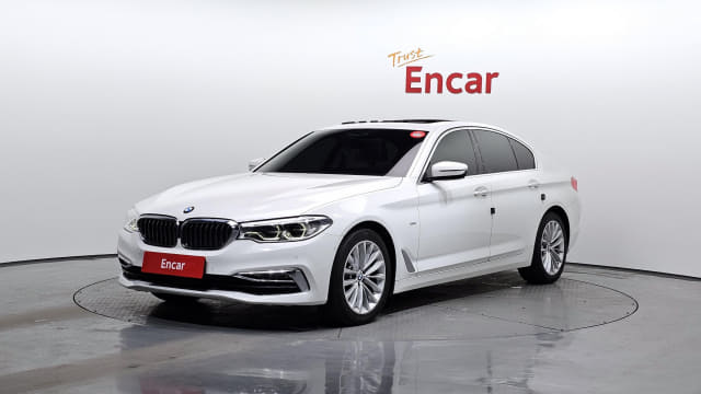 2018 BMW 5 Series, 