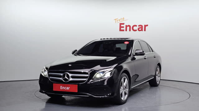 2018 MERCEDES-BENZ E-Class