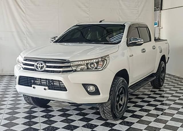 2018 TOYOTA Hilux