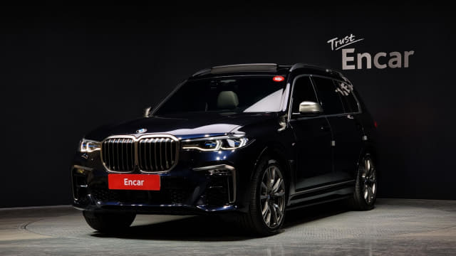 2022 BMW X7