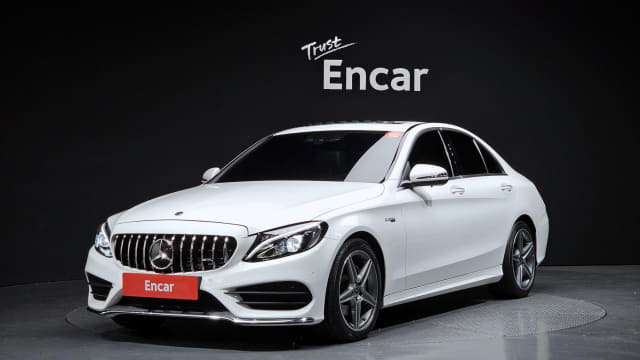 2017 MERCEDES-BENZ C-Class