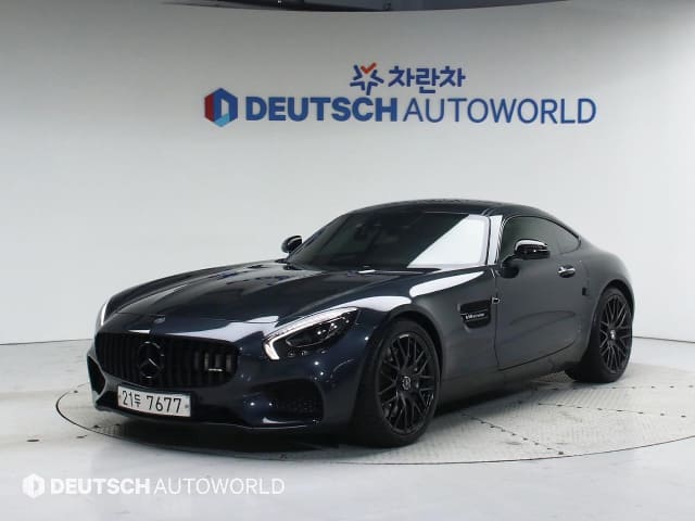 2017 MERCEDES-BENZ AMG GT