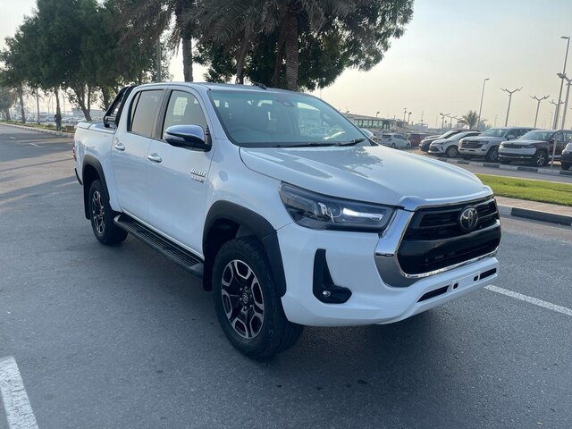 2021 TOYOTA Hilux