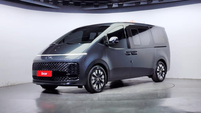 2022 HYUNDAI Staria