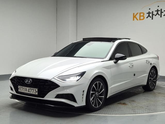 2020 HYUNDAI Sonata DN8
