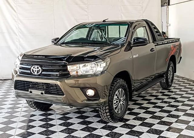 2018 TOYOTA Hilux