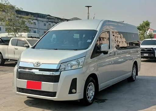 2020 TOYOTA Hiace Commuter