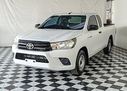 2018 TOYOTA Hilux