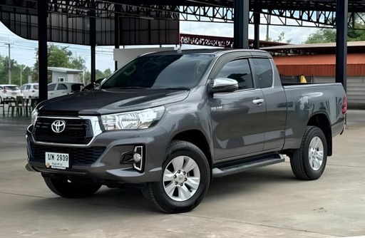 2017 TOYOTA Hilux