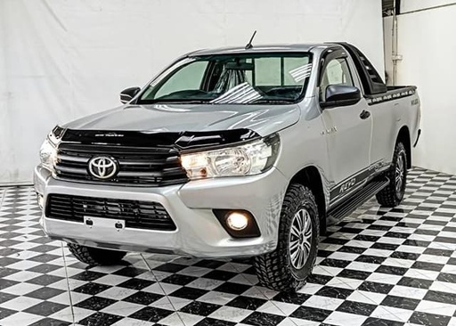 2018 TOYOTA Hilux