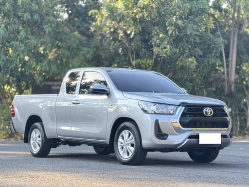 2020 TOYOTA Hilux