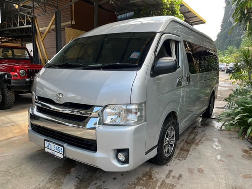 2019 TOYOTA Hiace Commuter