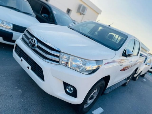2021 TOYOTA Hilux