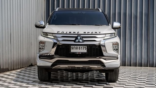 2019 MITSUBISHI Pajero