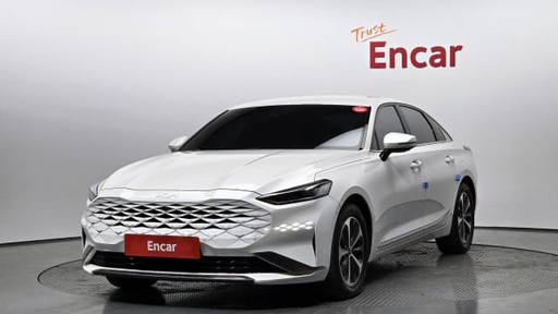 2022 KIA K8