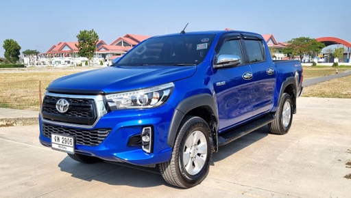 2019 TOYOTA Hilux