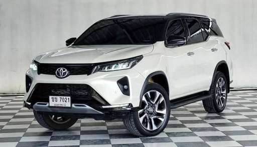 2021 TOYOTA Fortuner