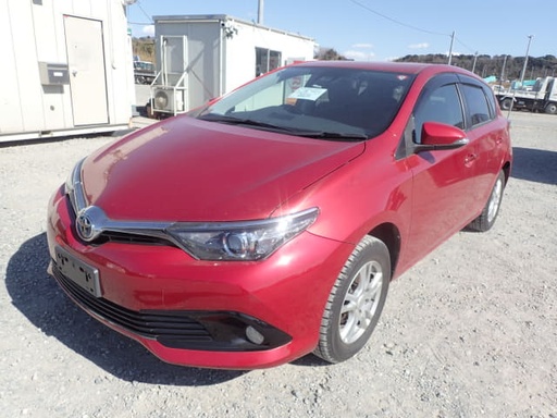 2016 TOYOTA Auris
