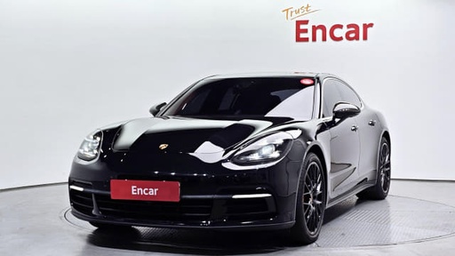 2018 Porsche Panamera