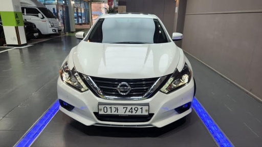 2017 NISSAN Altima