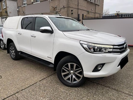 2018 TOYOTA Hilux