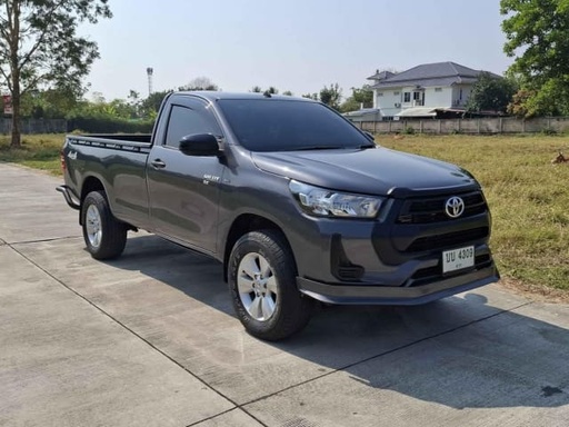 2021 TOYOTA Hilux