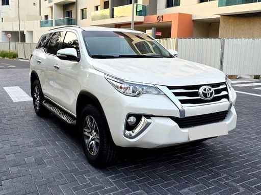 2019 TOYOTA Fortuner
