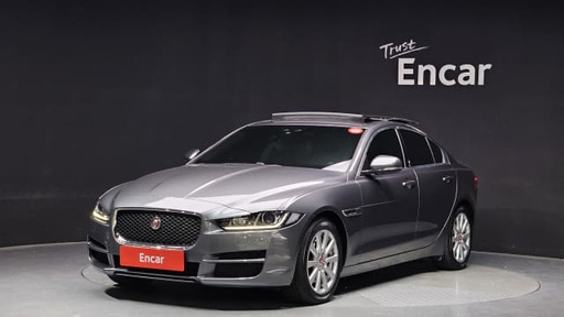 2017 JAGUAR XE