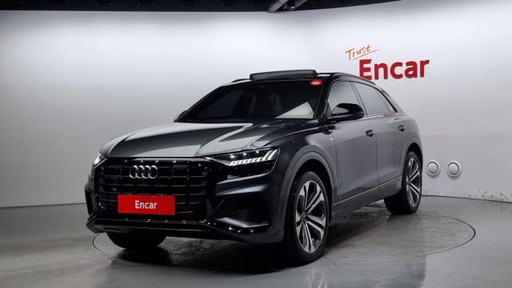 2023 AUDI Q8