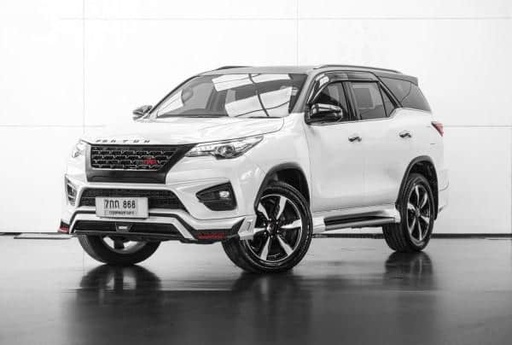 2018 TOYOTA Fortuner