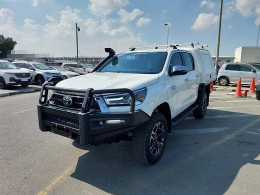 2022 TOYOTA Hilux
