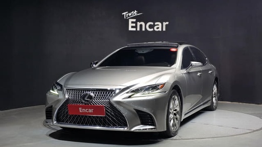 2019 LEXUS LS