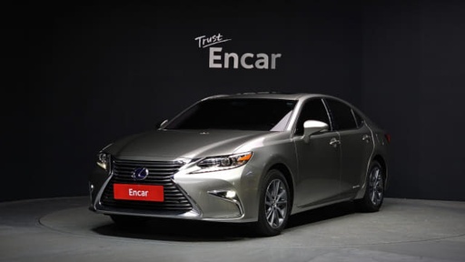 2018 LEXUS ES