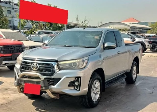 2019 TOYOTA Hilux