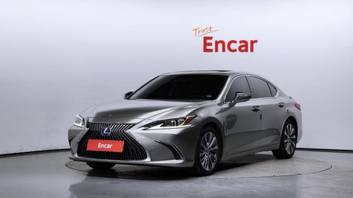 2020 LEXUS ES