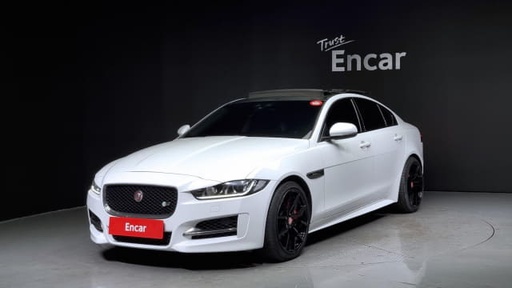 2017 JAGUAR XE