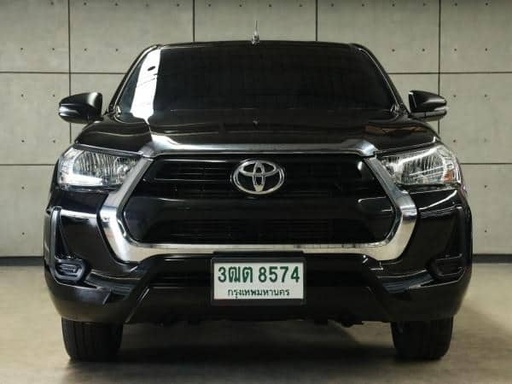 2022 TOYOTA Hilux