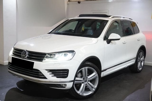 2017 VOLKSWAGEN Touareg
